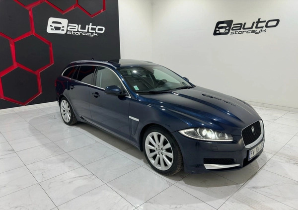 Jaguar XF cena 35700 przebieg: 206042, rok produkcji 2013 z Drezdenko małe 407